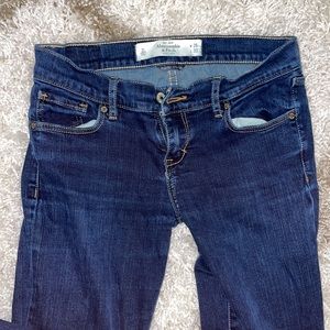 A&f Brett skinny jeans size 2